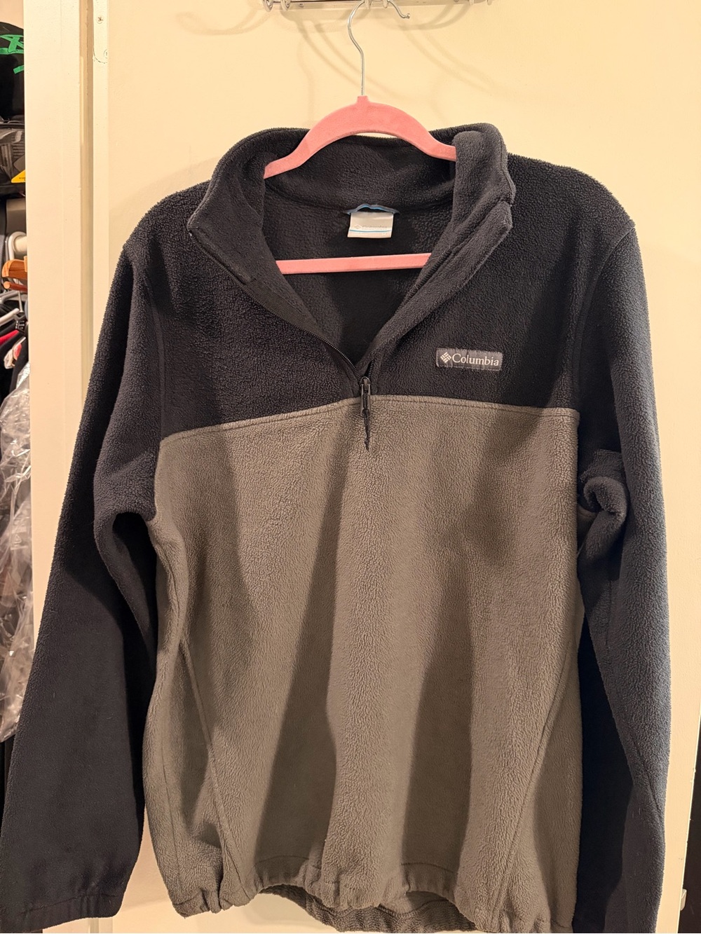 Columbia Men Two-Tone Fleece Pullover - Black & Olive Green